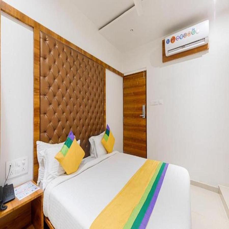 Hotel Riva International Goregaon- Near Nesco Мумбаї Екстер'єр фото