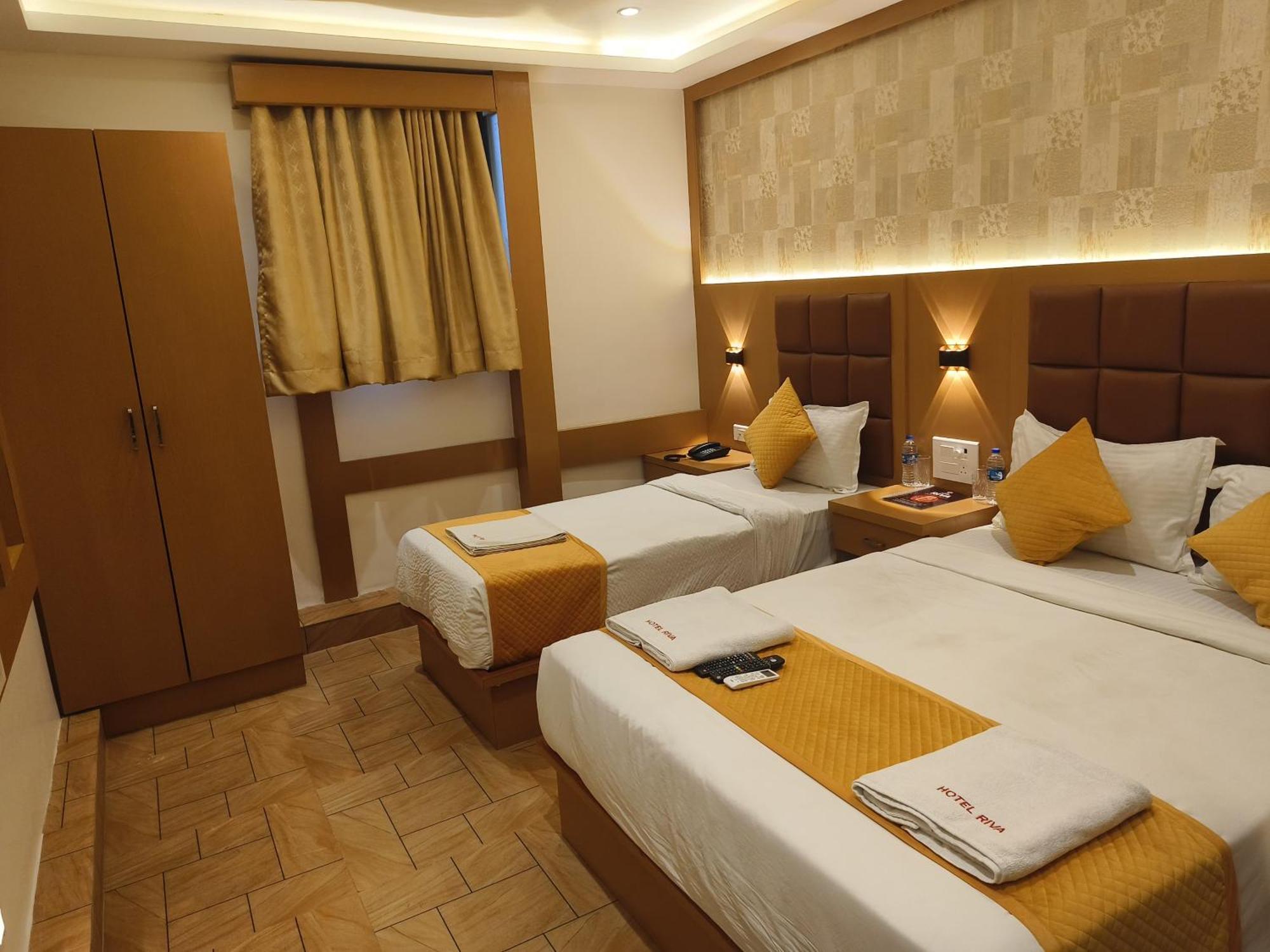 Hotel Riva International Goregaon- Near Nesco Мумбаї Екстер'єр фото