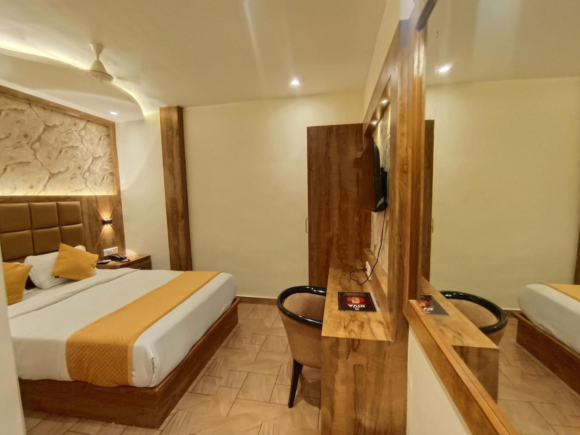 Hotel Riva International Goregaon- Near Nesco Мумбаї Екстер'єр фото