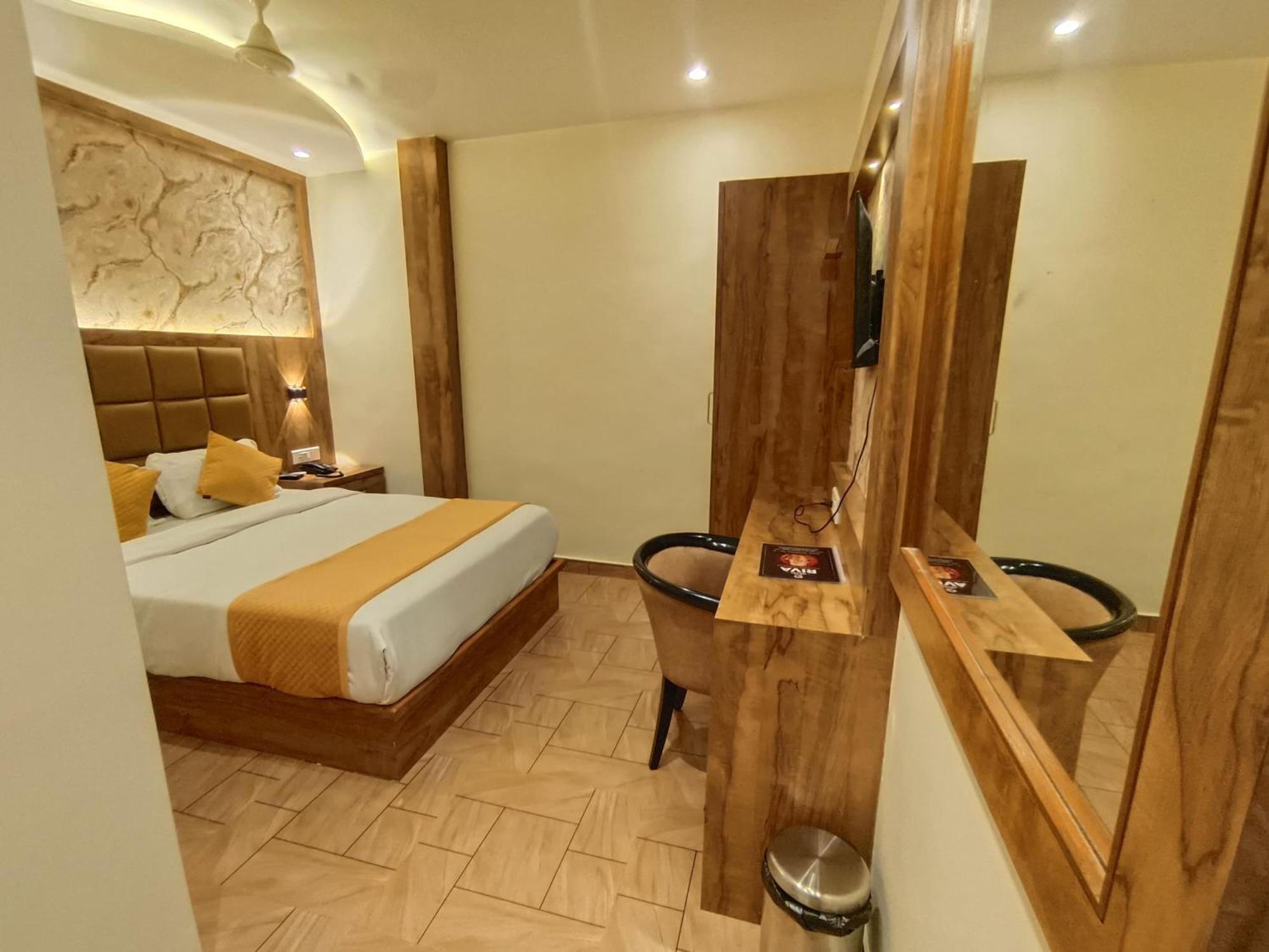 Hotel Riva International Goregaon- Near Nesco Мумбаї Екстер'єр фото